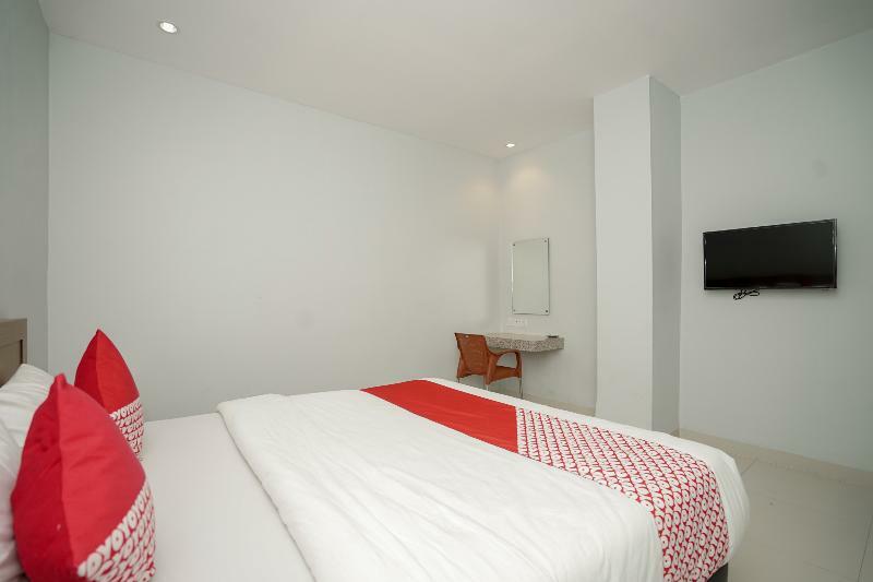 Oyo 616 Express Inn Palembang Extérieur photo